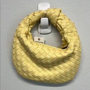 Urban Expressions | Buttery Yellow Faux Leather Woven Hobo Bag 💛